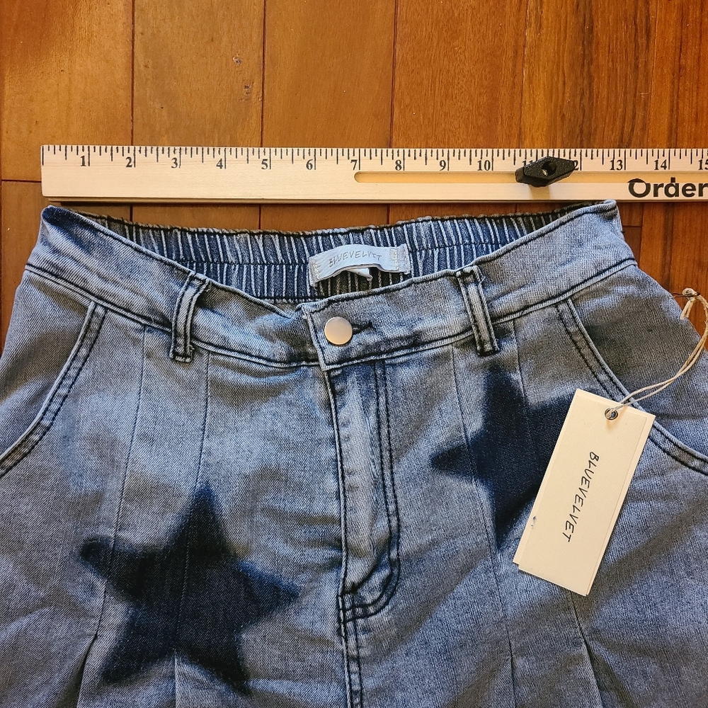 Blue Velvet Barrel Super Flare-Leg Denim Pants w/Star Details Sz:M Boho Festival - Picture 3 of 12